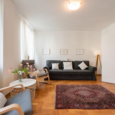 New Town Spacious Apartment Varšava Exteriér fotografie